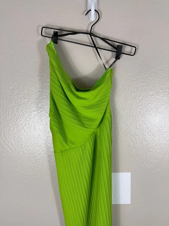 Solace London Adira Pleated Maxi Dress in Green - Picture 7 of 11